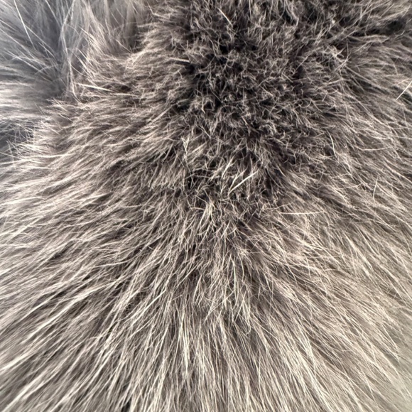 RARE Giorgio Armani Fur Neck Collar Wrap - Picture 4 of 10